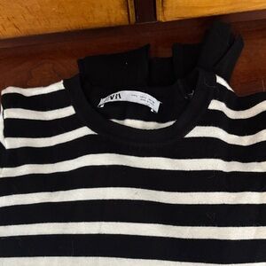 Zara Monochrome Striped Knit Top Large